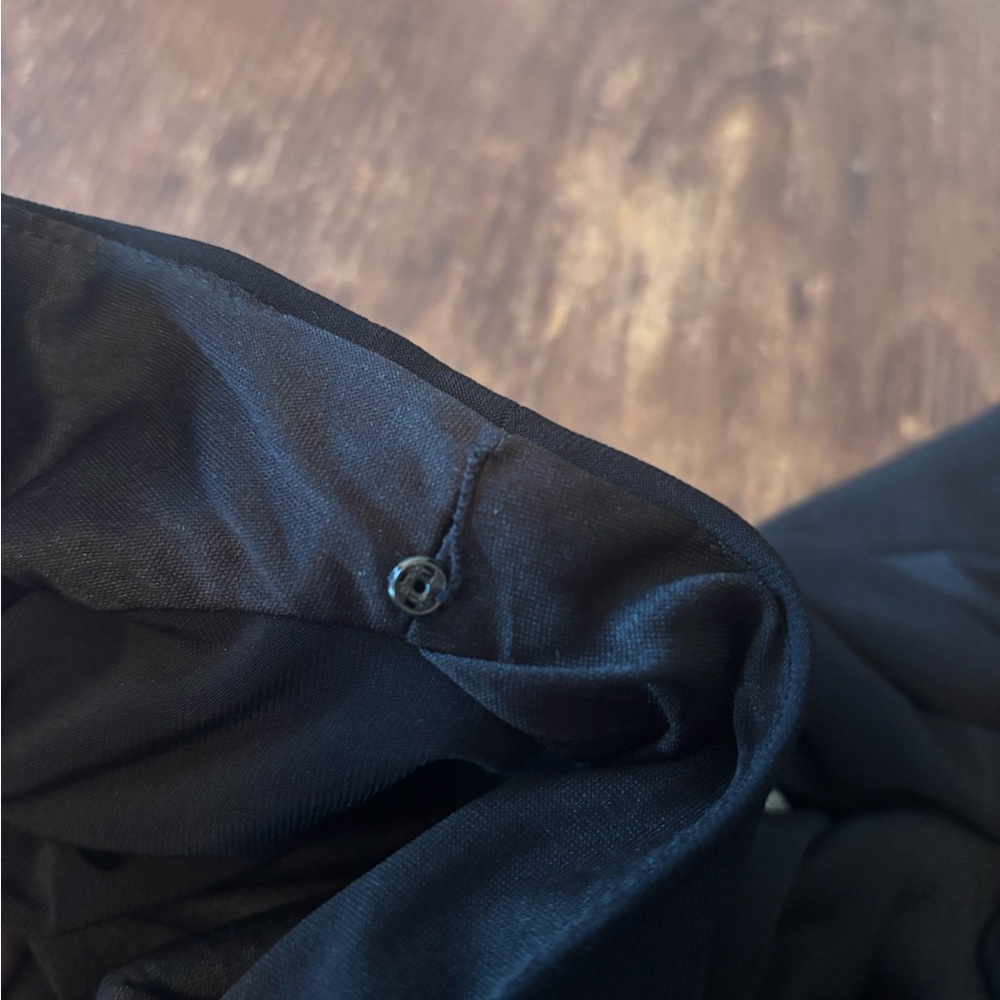Taylor Black‎ Ruched Sheath Midi Dress - Picture 5 of 9
